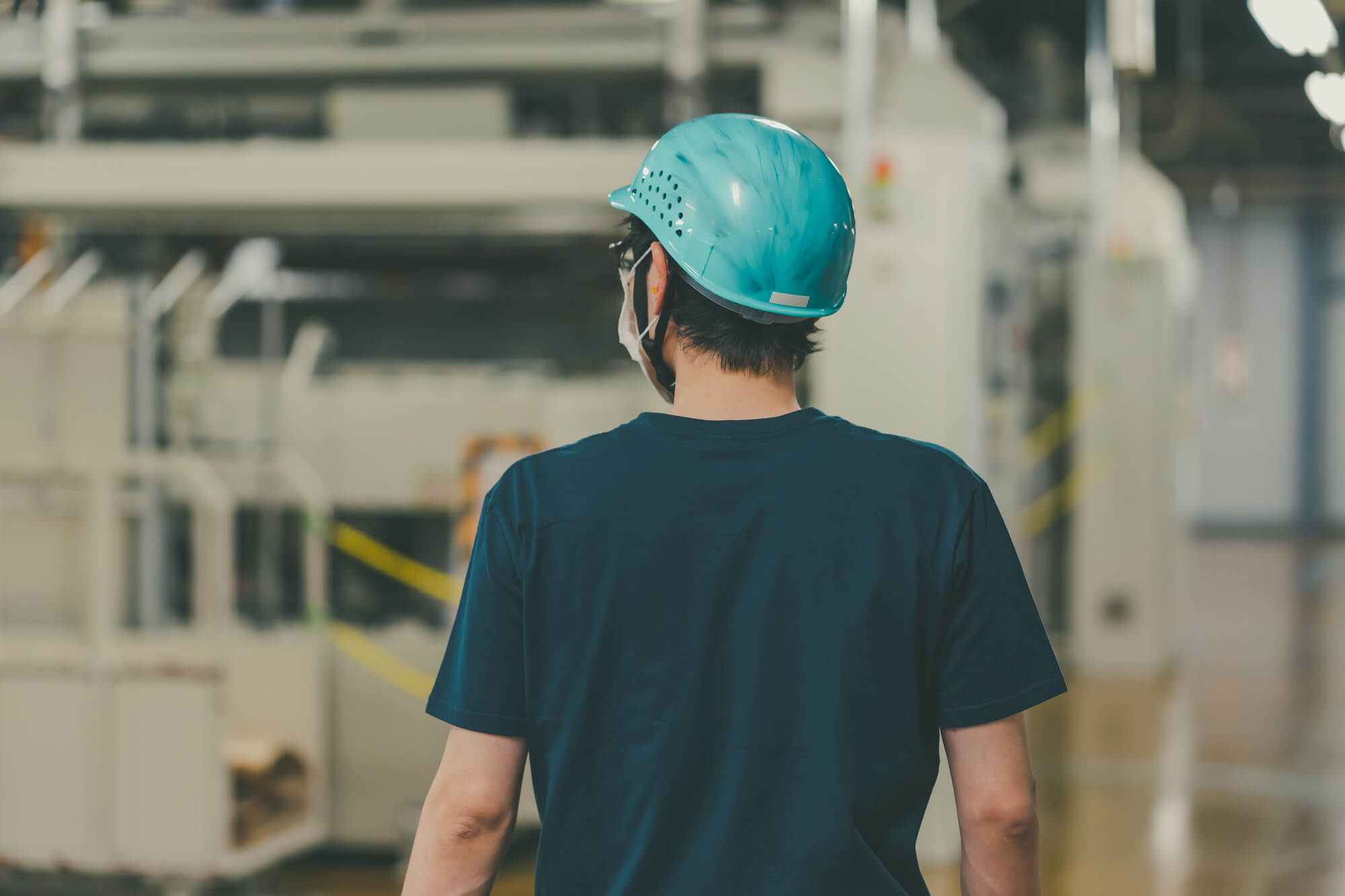 夏のメンズ冷感インナーの豊富な機能